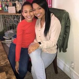 Meet your Posher, Amari